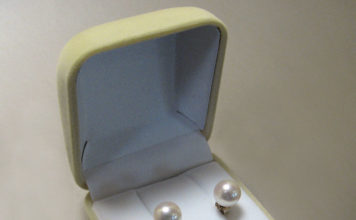 Kolczyki złote z perłami – biżuteria idealna