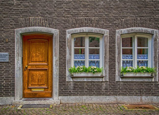 Jak wybrać dobre drzwi do mieszkania?